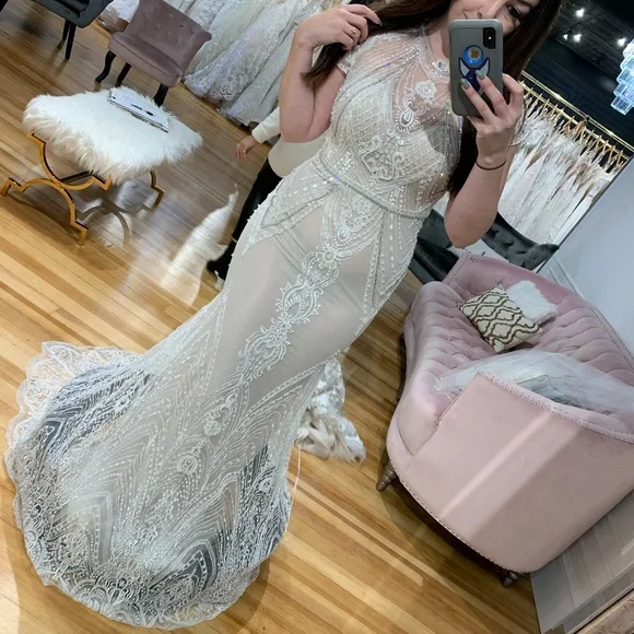 Berta Wedding Dress 16-04 Size 40